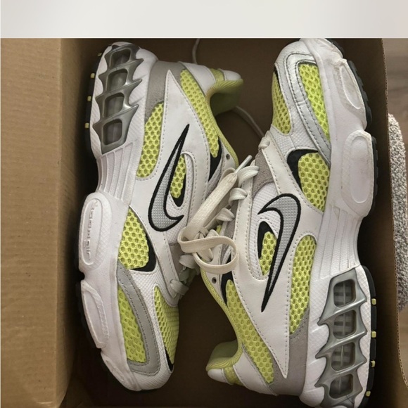 Shoes - Nike zoom air